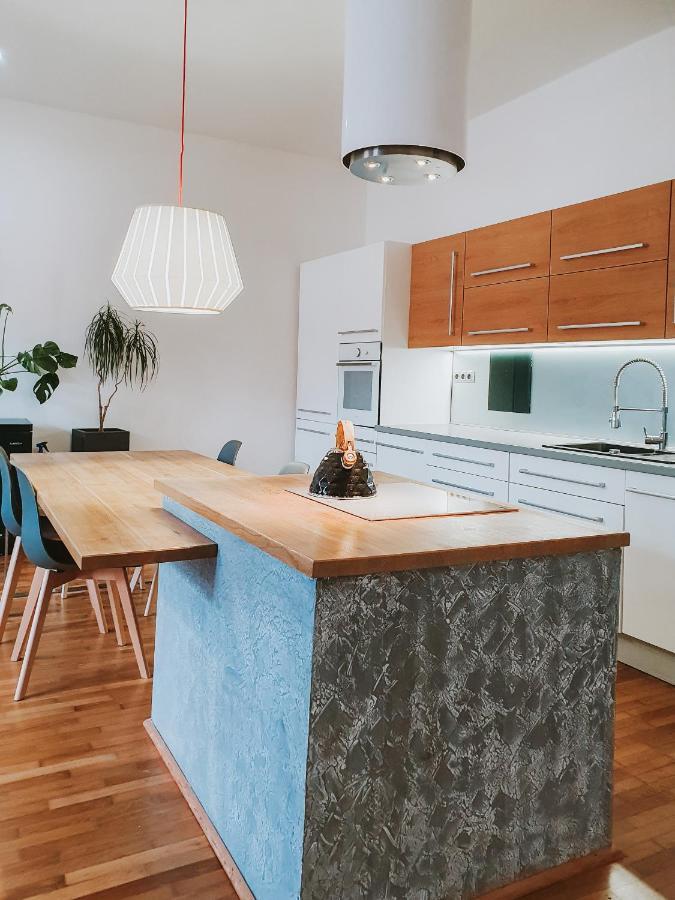 Priestranny Apartman V Centre Košice Exterior foto